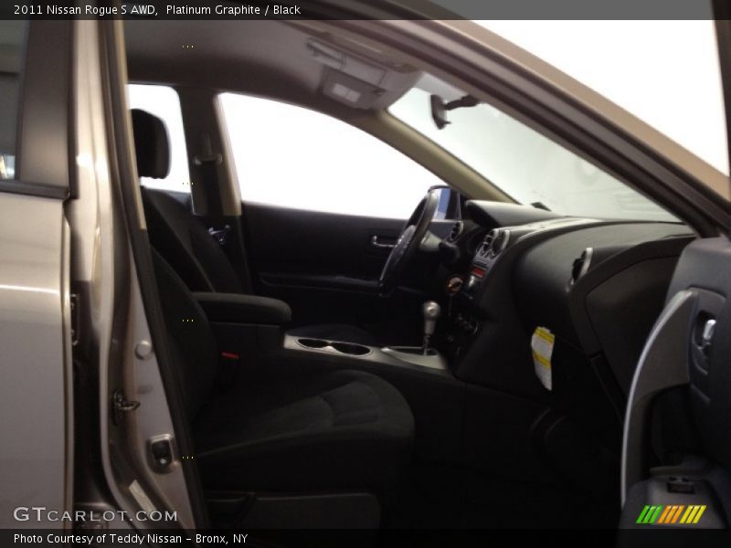 Platinum Graphite / Black 2011 Nissan Rogue S AWD