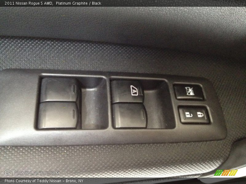 Platinum Graphite / Black 2011 Nissan Rogue S AWD