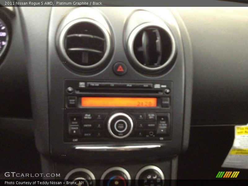 Platinum Graphite / Black 2011 Nissan Rogue S AWD