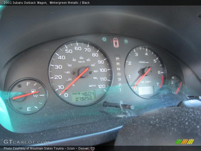 Wintergreen Metallic / Black 2001 Subaru Outback Wagon