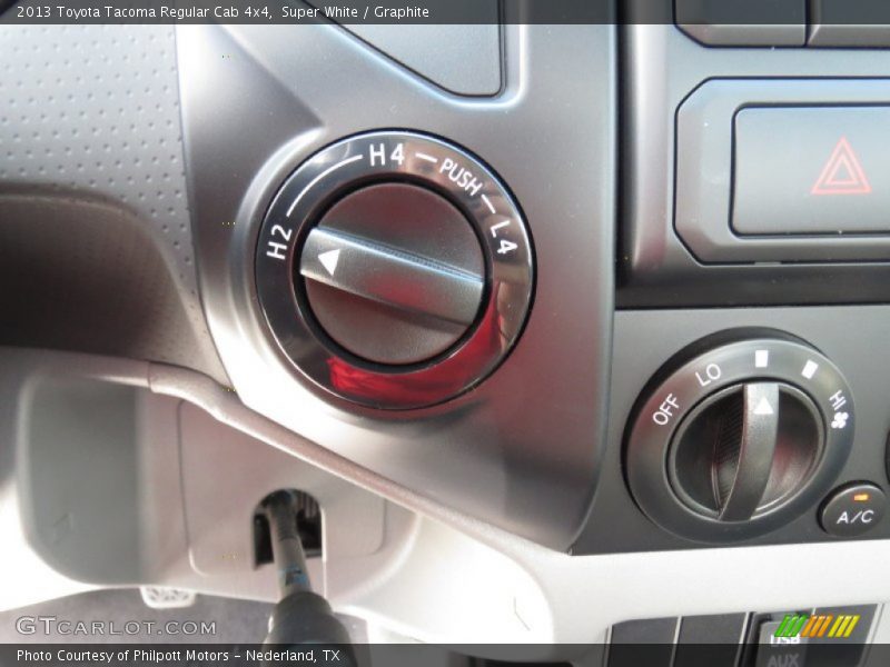 Super White / Graphite 2013 Toyota Tacoma Regular Cab 4x4