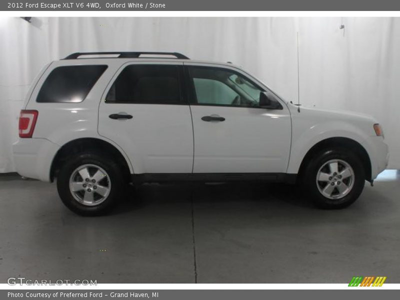 Oxford White / Stone 2012 Ford Escape XLT V6 4WD