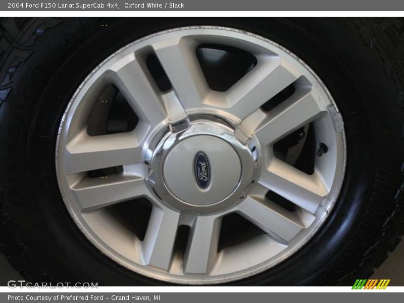 Oxford White / Black 2004 Ford F150 Lariat SuperCab 4x4