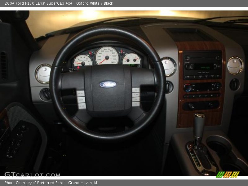 Oxford White / Black 2004 Ford F150 Lariat SuperCab 4x4