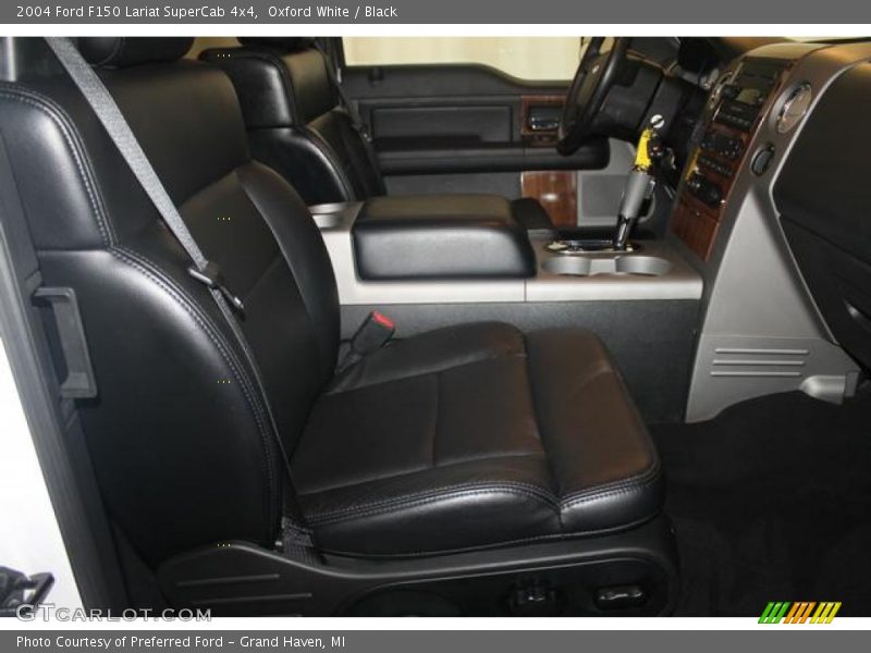 Oxford White / Black 2004 Ford F150 Lariat SuperCab 4x4