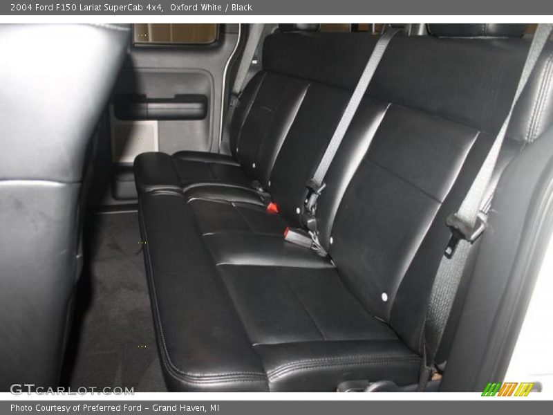 Oxford White / Black 2004 Ford F150 Lariat SuperCab 4x4