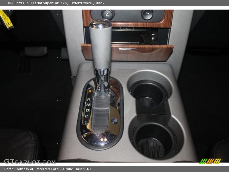 Oxford White / Black 2004 Ford F150 Lariat SuperCab 4x4