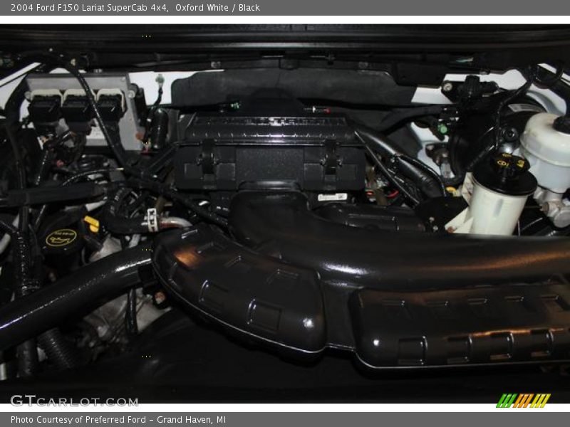 Oxford White / Black 2004 Ford F150 Lariat SuperCab 4x4