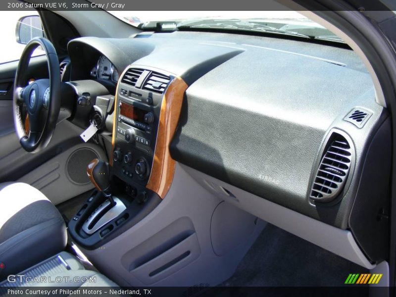 Storm Gray / Gray 2006 Saturn VUE V6
