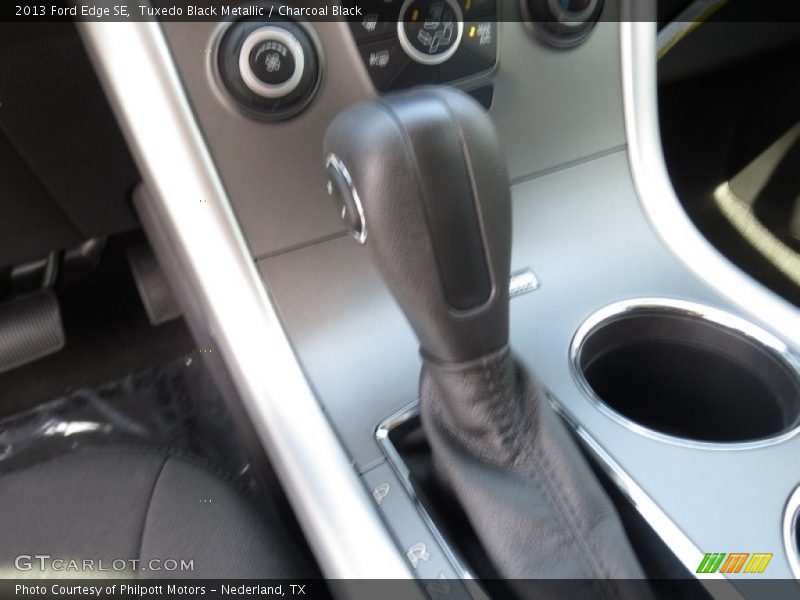 Tuxedo Black Metallic / Charcoal Black 2013 Ford Edge SE