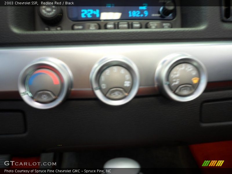 Redline Red / Black 2003 Chevrolet SSR