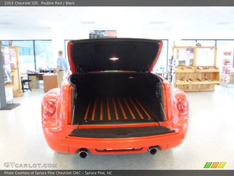  2003 SSR  Trunk
