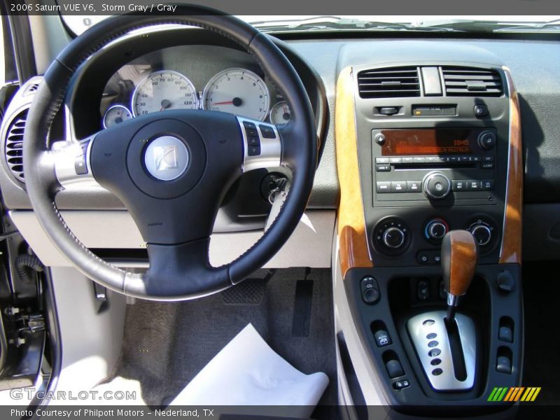 Storm Gray / Gray 2006 Saturn VUE V6