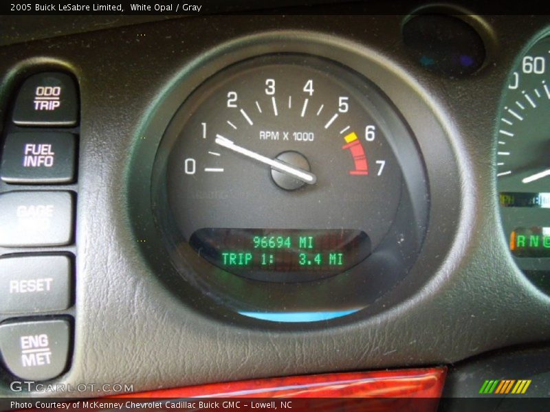 White Opal / Gray 2005 Buick LeSabre Limited