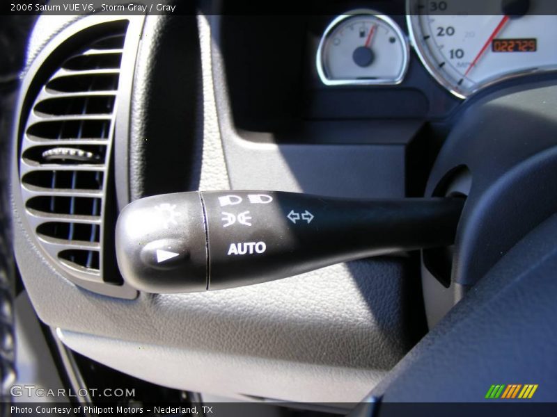 Storm Gray / Gray 2006 Saturn VUE V6