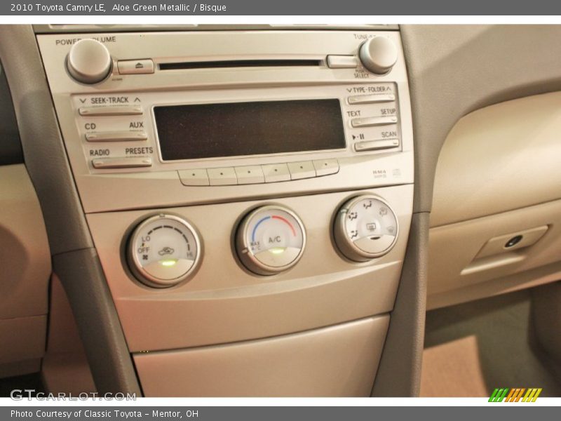 Aloe Green Metallic / Bisque 2010 Toyota Camry LE