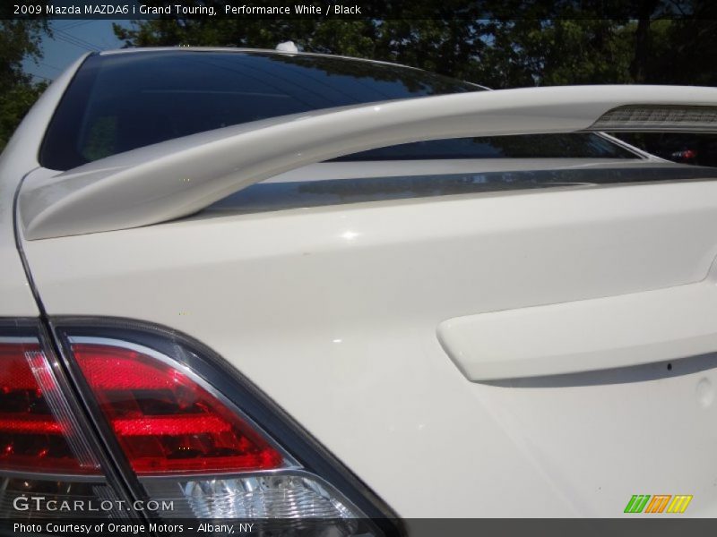 Performance White / Black 2009 Mazda MAZDA6 i Grand Touring