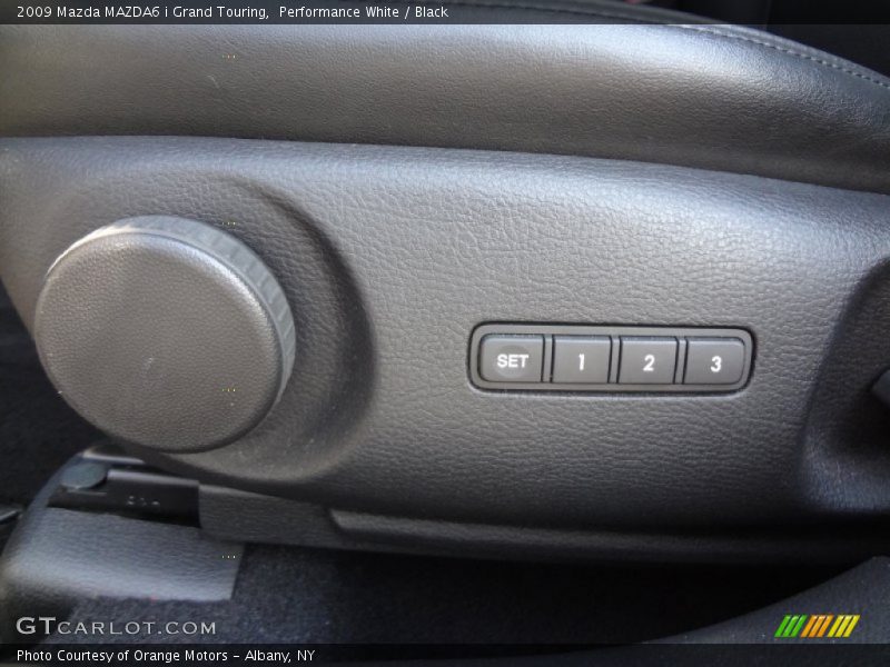 Performance White / Black 2009 Mazda MAZDA6 i Grand Touring