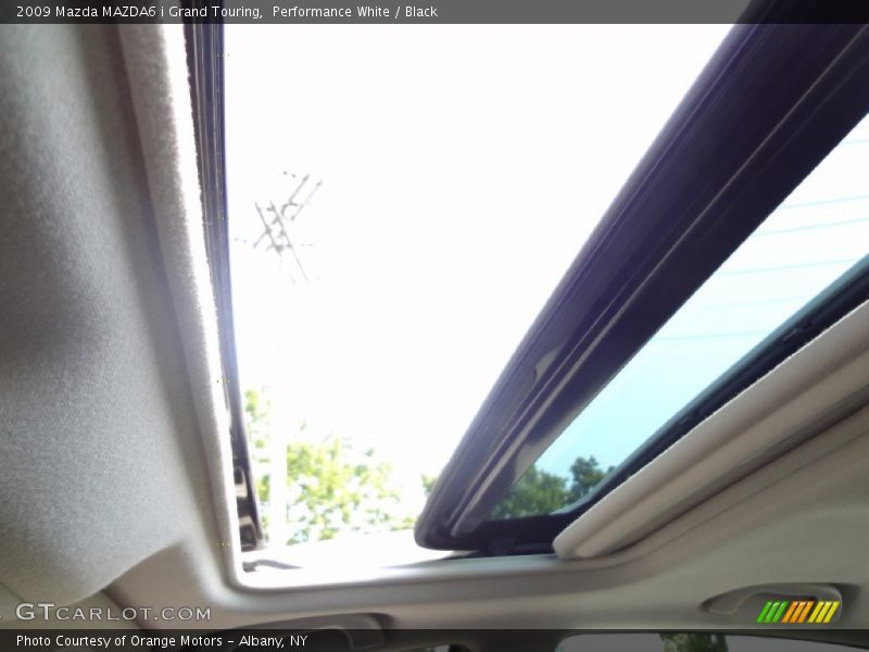 Performance White / Black 2009 Mazda MAZDA6 i Grand Touring