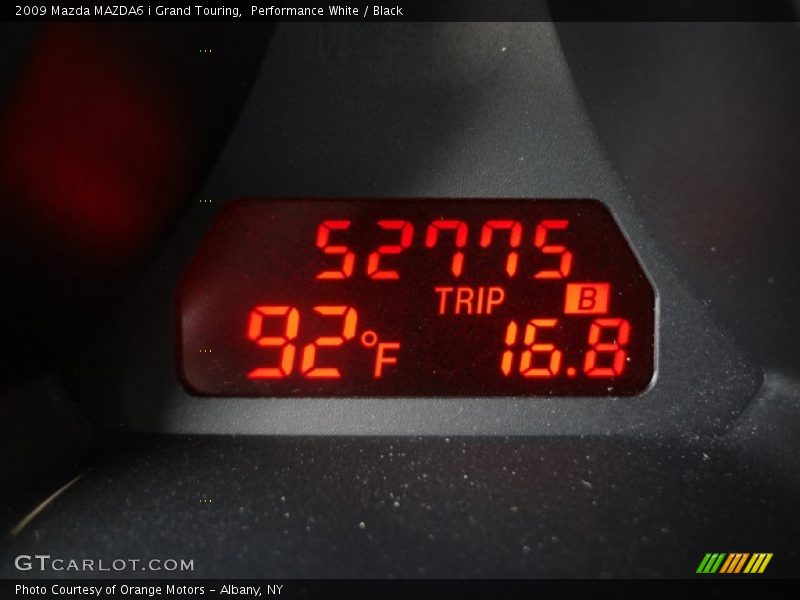 Performance White / Black 2009 Mazda MAZDA6 i Grand Touring