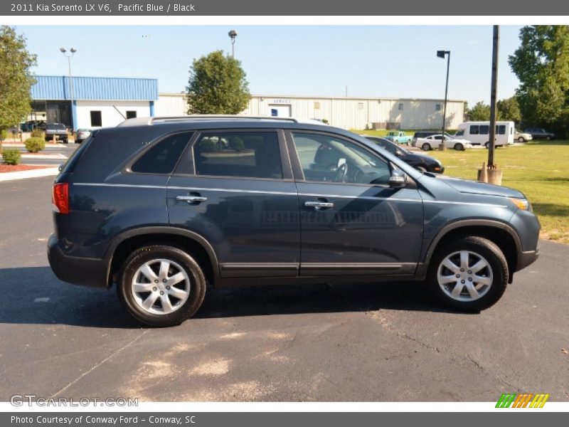 Pacific Blue / Black 2011 Kia Sorento LX V6