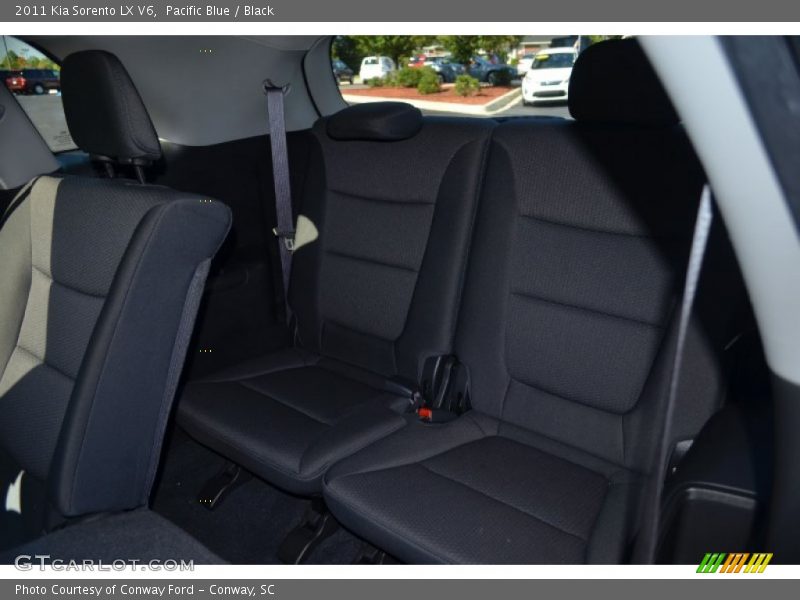 Pacific Blue / Black 2011 Kia Sorento LX V6