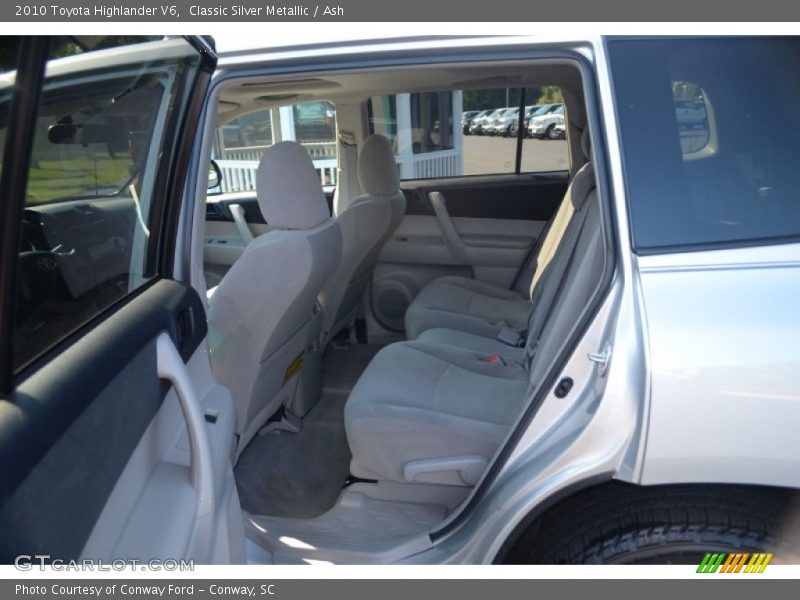 Classic Silver Metallic / Ash 2010 Toyota Highlander V6