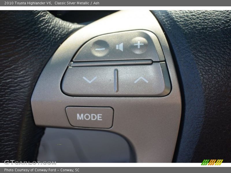 Classic Silver Metallic / Ash 2010 Toyota Highlander V6