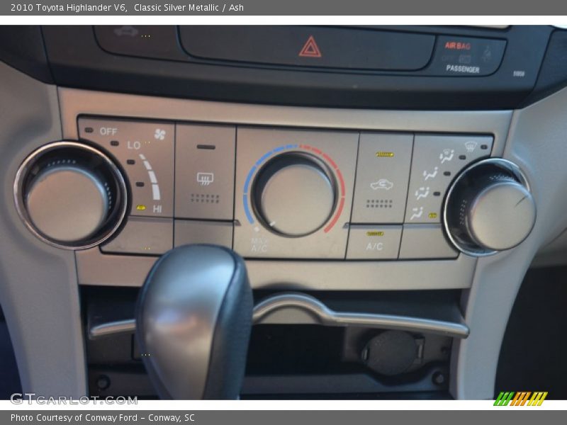 Classic Silver Metallic / Ash 2010 Toyota Highlander V6