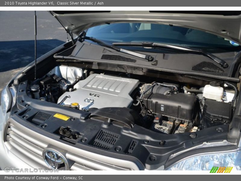 Classic Silver Metallic / Ash 2010 Toyota Highlander V6