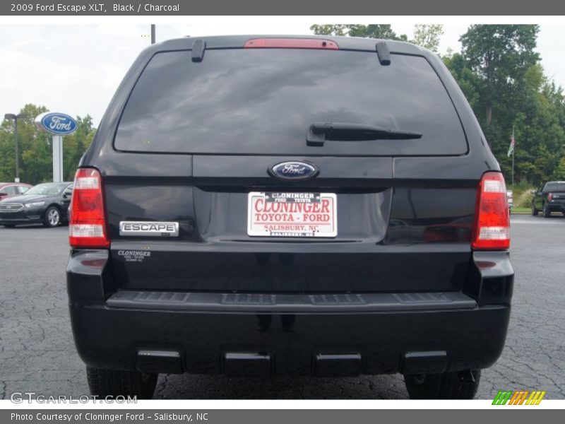 Black / Charcoal 2009 Ford Escape XLT