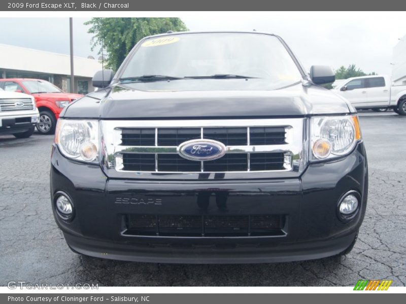 Black / Charcoal 2009 Ford Escape XLT