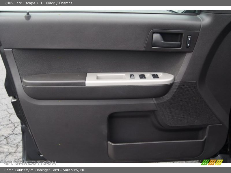Black / Charcoal 2009 Ford Escape XLT