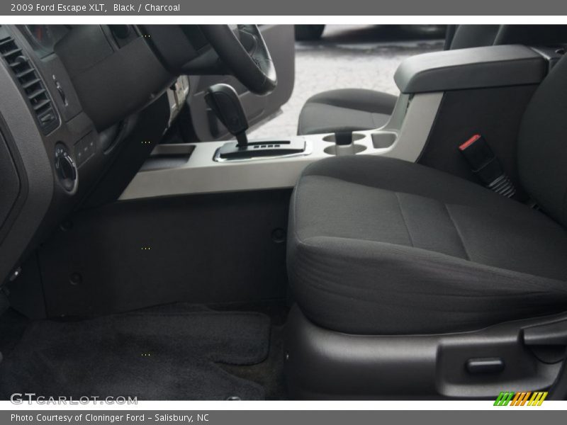 Black / Charcoal 2009 Ford Escape XLT