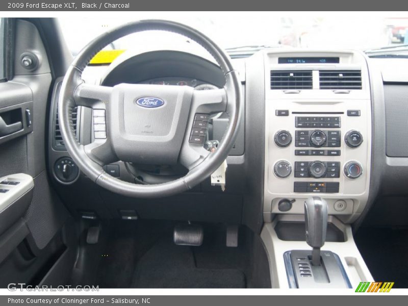 Black / Charcoal 2009 Ford Escape XLT