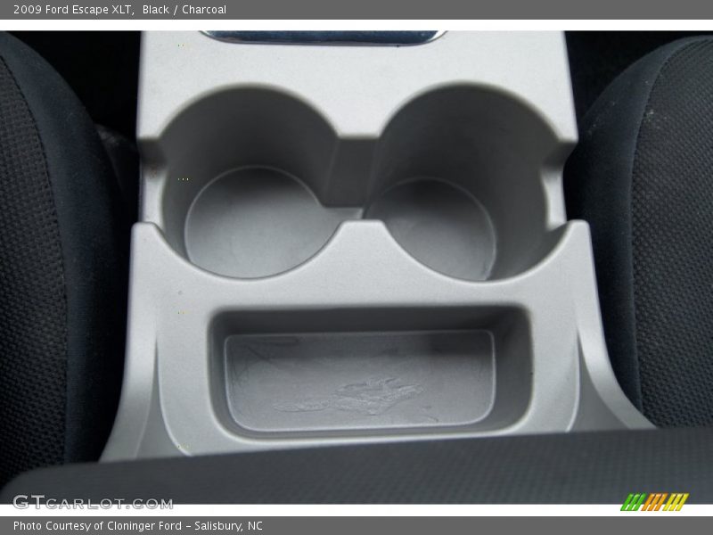 Black / Charcoal 2009 Ford Escape XLT