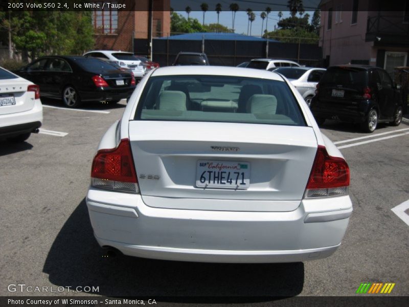 Ice White / Taupe 2005 Volvo S60 2.4
