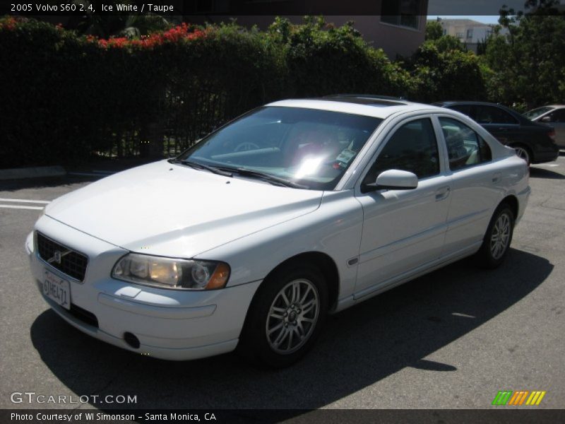 Ice White / Taupe 2005 Volvo S60 2.4