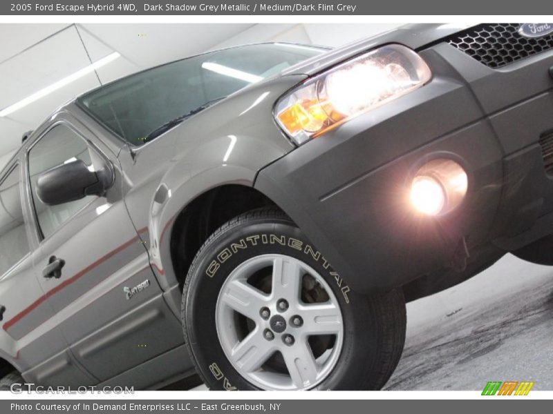 Dark Shadow Grey Metallic / Medium/Dark Flint Grey 2005 Ford Escape Hybrid 4WD