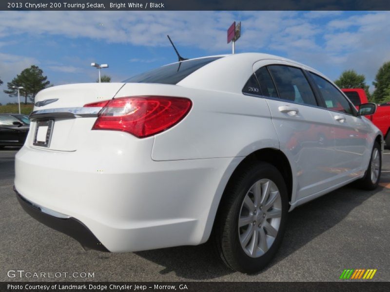 Bright White / Black 2013 Chrysler 200 Touring Sedan
