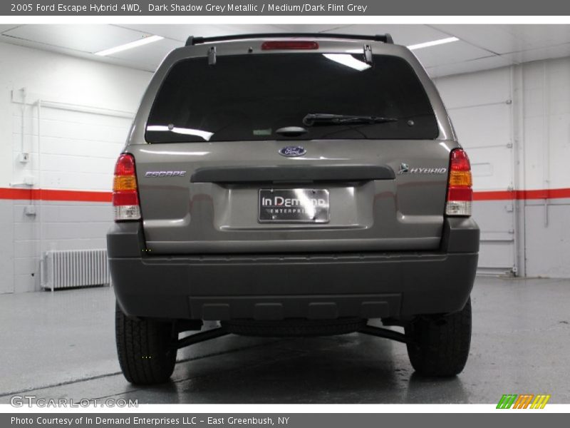 Dark Shadow Grey Metallic / Medium/Dark Flint Grey 2005 Ford Escape Hybrid 4WD