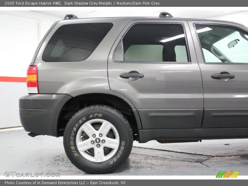 Dark Shadow Grey Metallic / Medium/Dark Flint Grey 2005 Ford Escape Hybrid 4WD