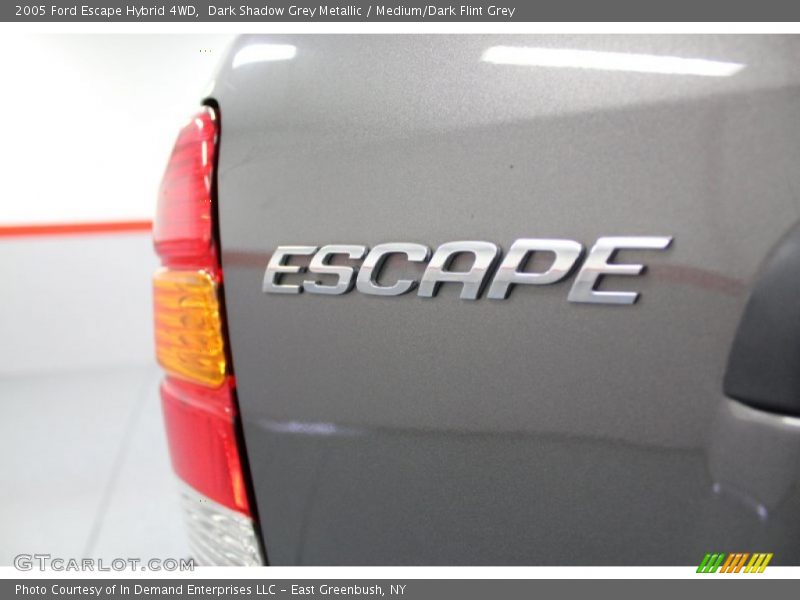 Dark Shadow Grey Metallic / Medium/Dark Flint Grey 2005 Ford Escape Hybrid 4WD
