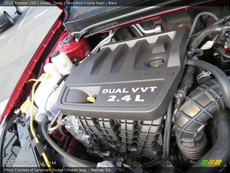  2013 200 S Sedan Engine - 2.4 Liter DOHC 16-Valve Dual VVT 4 Cylinder