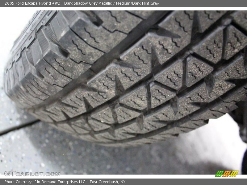 Dark Shadow Grey Metallic / Medium/Dark Flint Grey 2005 Ford Escape Hybrid 4WD