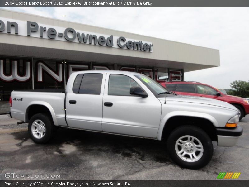 Bright Silver Metallic / Dark Slate Gray 2004 Dodge Dakota Sport Quad Cab 4x4
