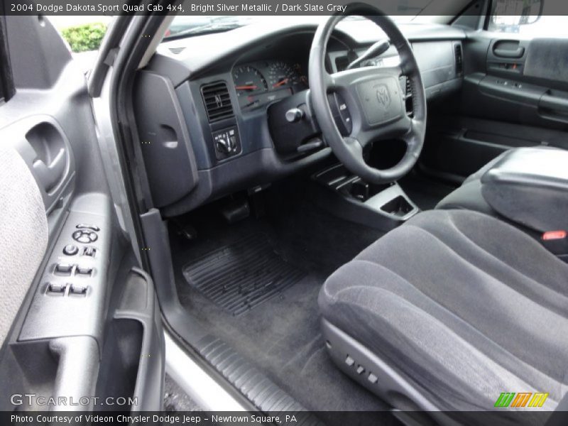Bright Silver Metallic / Dark Slate Gray 2004 Dodge Dakota Sport Quad Cab 4x4