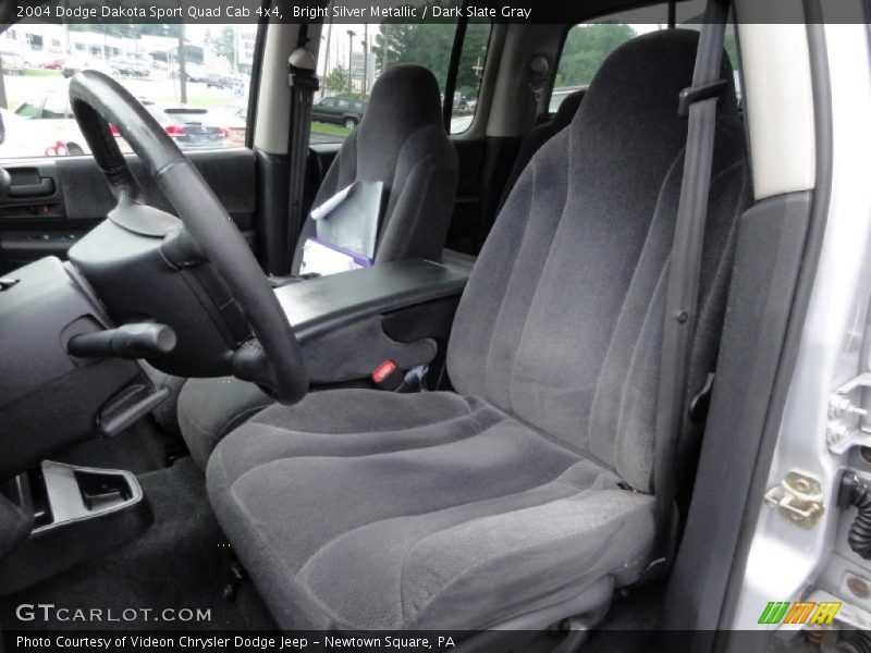 Bright Silver Metallic / Dark Slate Gray 2004 Dodge Dakota Sport Quad Cab 4x4