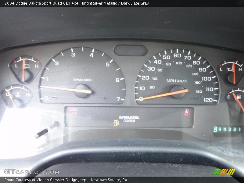 Bright Silver Metallic / Dark Slate Gray 2004 Dodge Dakota Sport Quad Cab 4x4