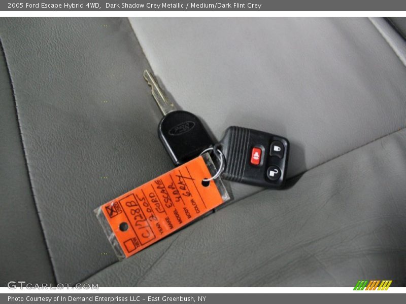 Dark Shadow Grey Metallic / Medium/Dark Flint Grey 2005 Ford Escape Hybrid 4WD